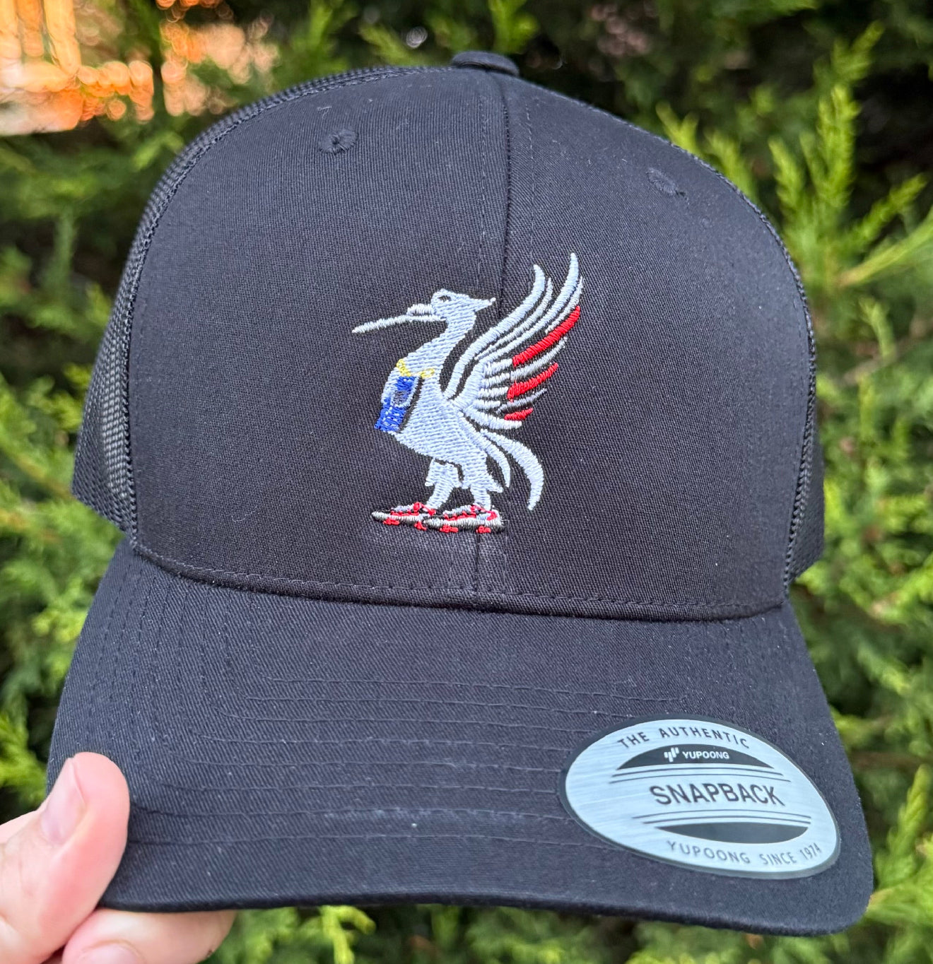 Black stoner bird in red